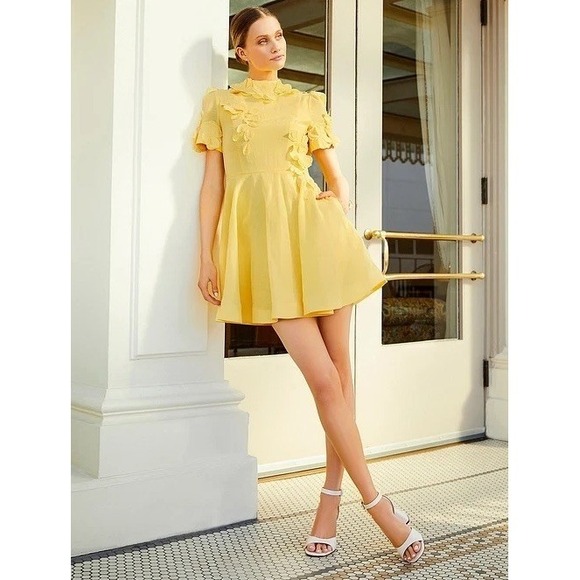 Antonio Melani Women's Size 12 Yellow Floral Appliqué Iris Linen Mini Dress - Picture 4 of 12